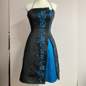 Morgan & Co. Women’s Formal Dress, Size 3/4( Juniors), Fit/Flare, Blue/Black